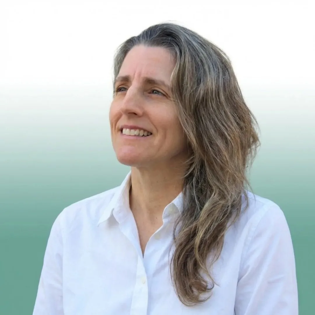 Ana Fombuena Zapata - Consultora de Tecnología e IA